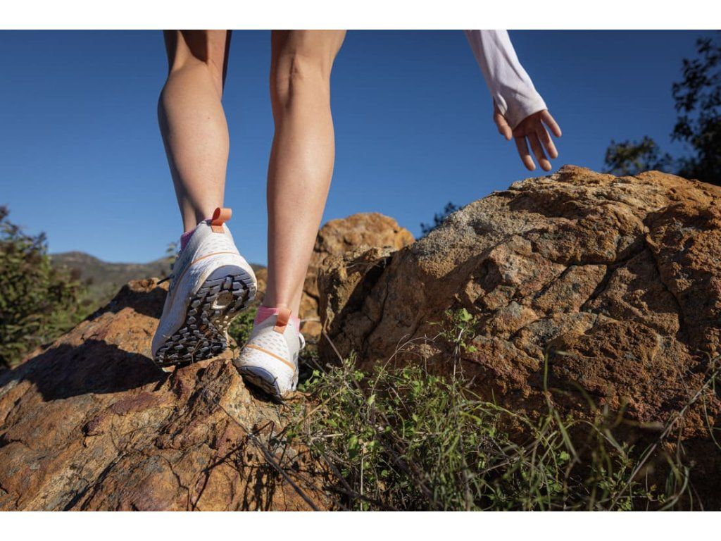 Dámska trailová obuv Columbia v teréne